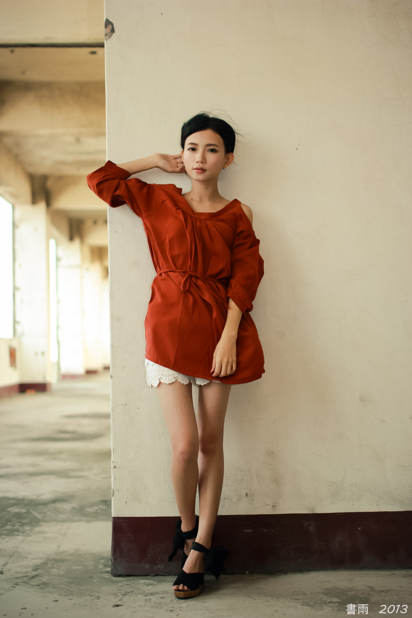 [Beautyleg番外篇]2013-10-12 可艾彰滨废墟外拍